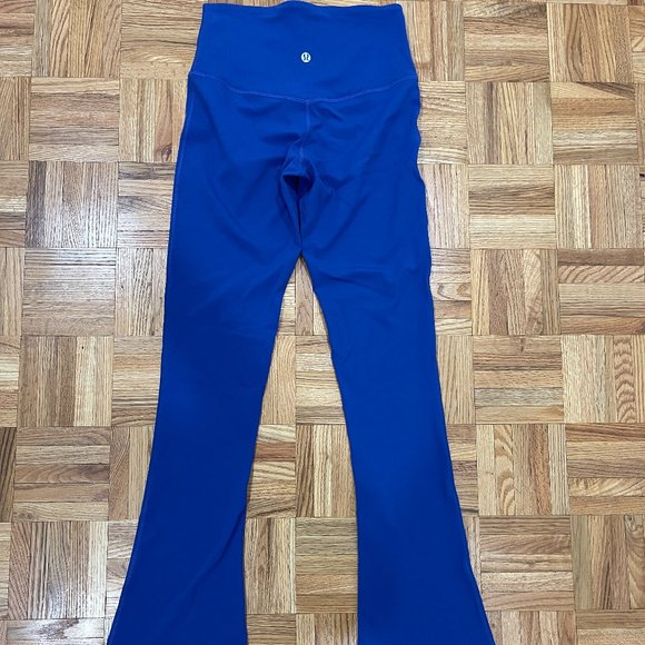 Lululemon Align High-Rise Mini-Flared Pant 29" - Picture 2 of 3